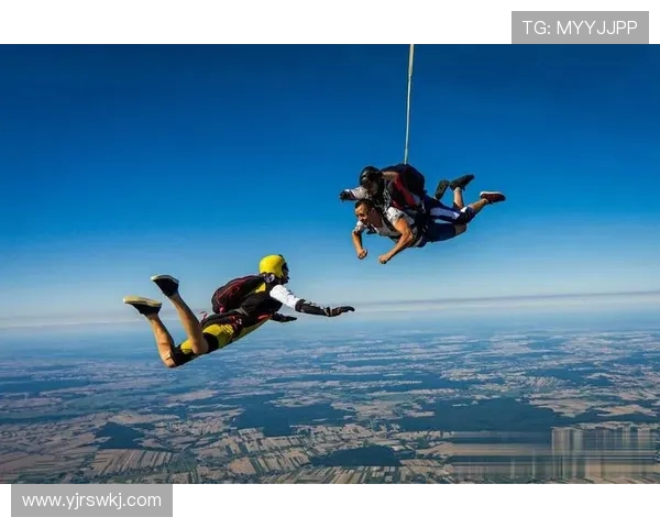 探索极限运动的魅力与挑战上海极限运动队的耐力与坚持之路